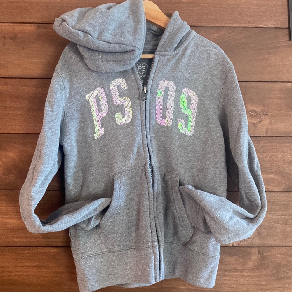 PS Aeropostale girls size 8 Gray zipped hoodie